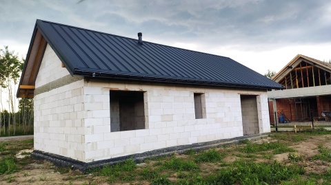 Projekt 70 m2"Adaś" MIESZKALNY na Pozwolenie odbicie lustrzane